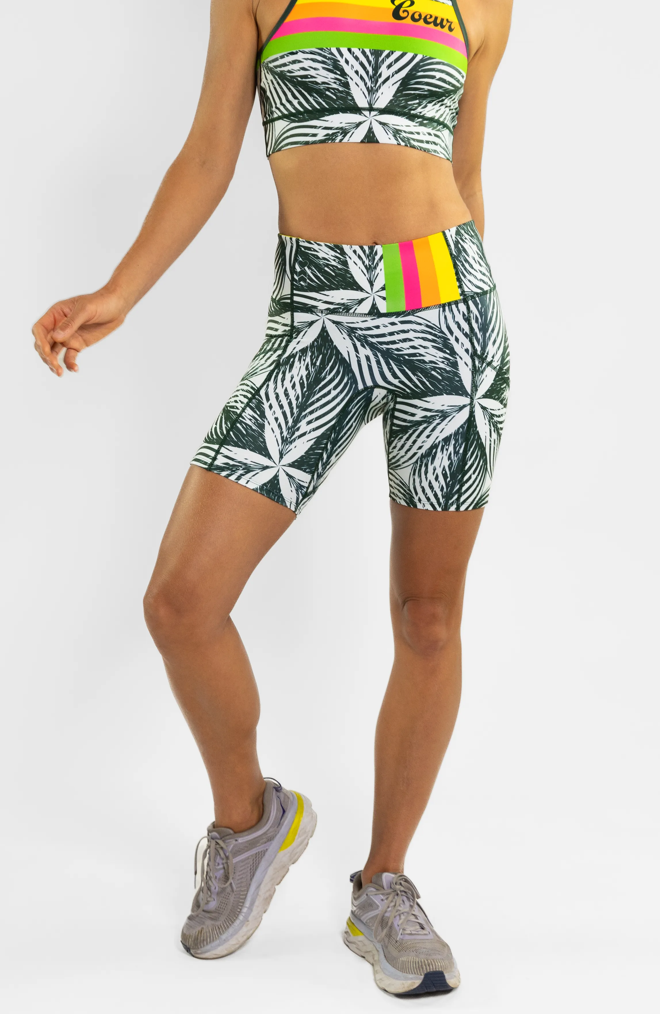 Fitted Run Shorts in Kanoa