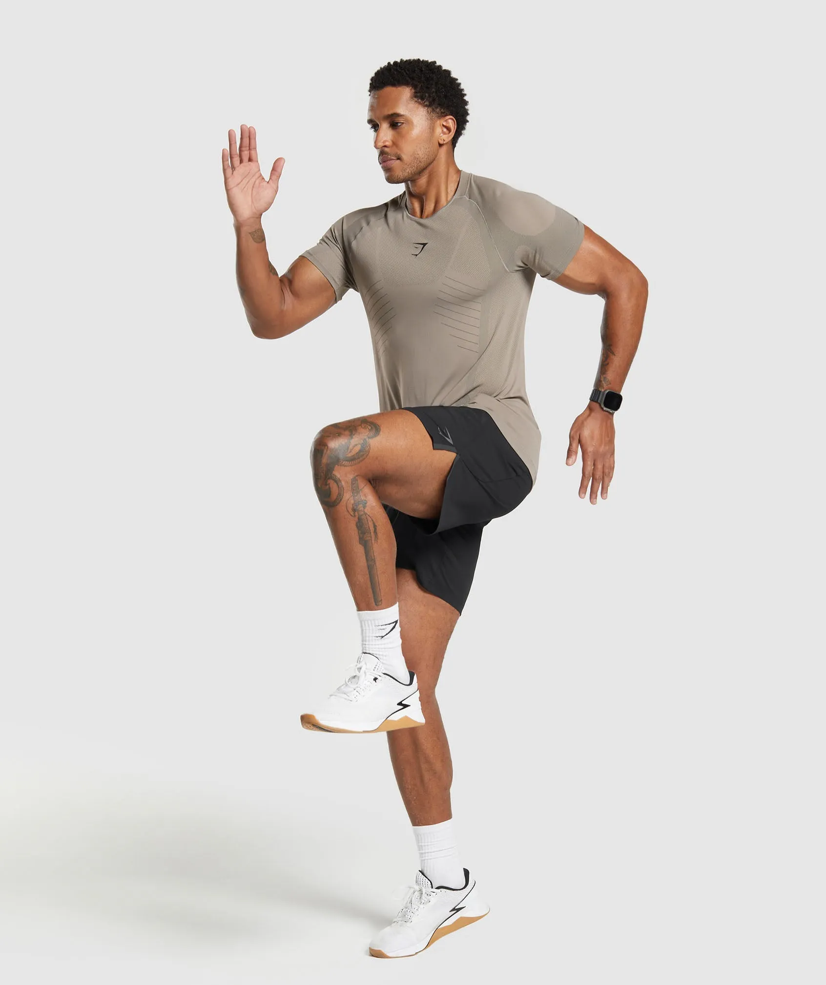 Gymshark Apex Seamless T-Shirt - Linen Brown/Black