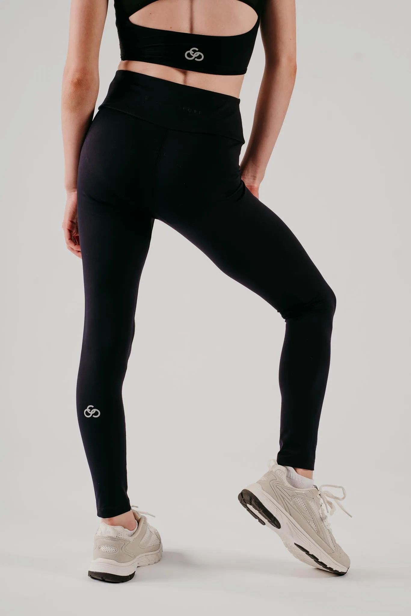 Phoenix Off Ice Leggings in Black